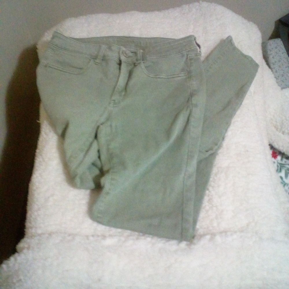American eagle jean